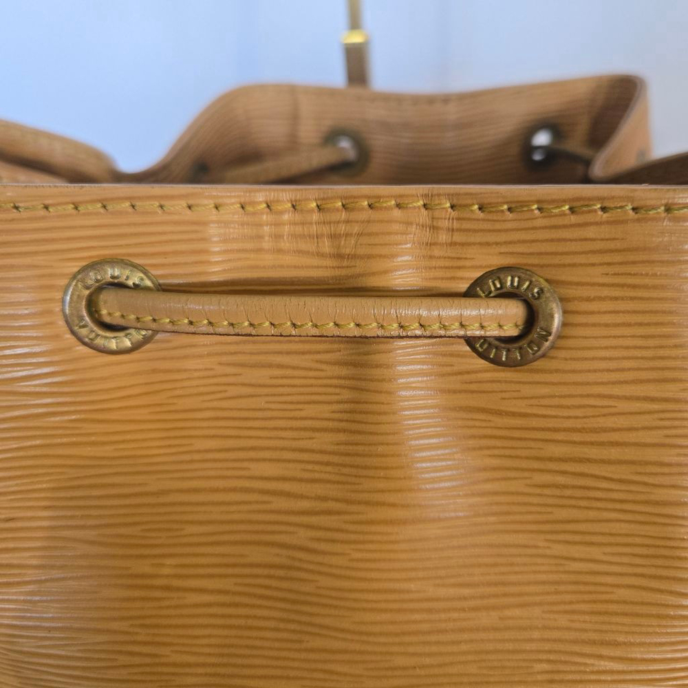 Women's Louis Vuitton Sable Tan Epi Leather Noe Shoulder Bag w/ COA & Dustbag - Picture 5 of 16